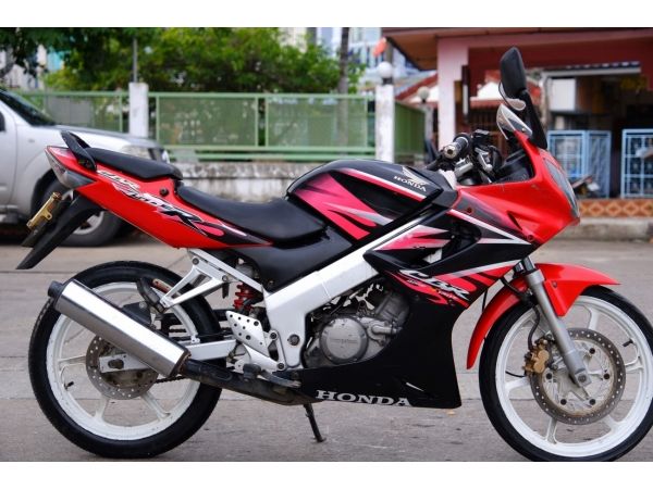 Cbr150r เครื่องท่อเดิม ชุดสีตามสภาพ มีเล่มชุดโอนครบ